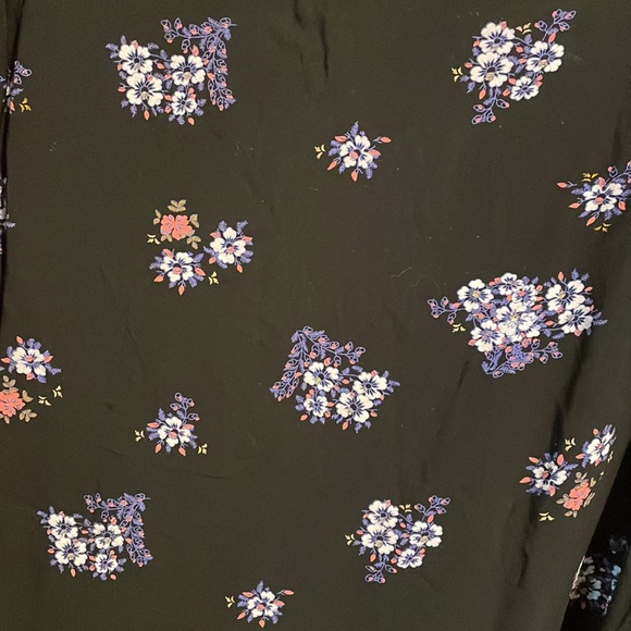 Navy Blue/Floral Ladies as Large Blouse - Picture 2 of 3